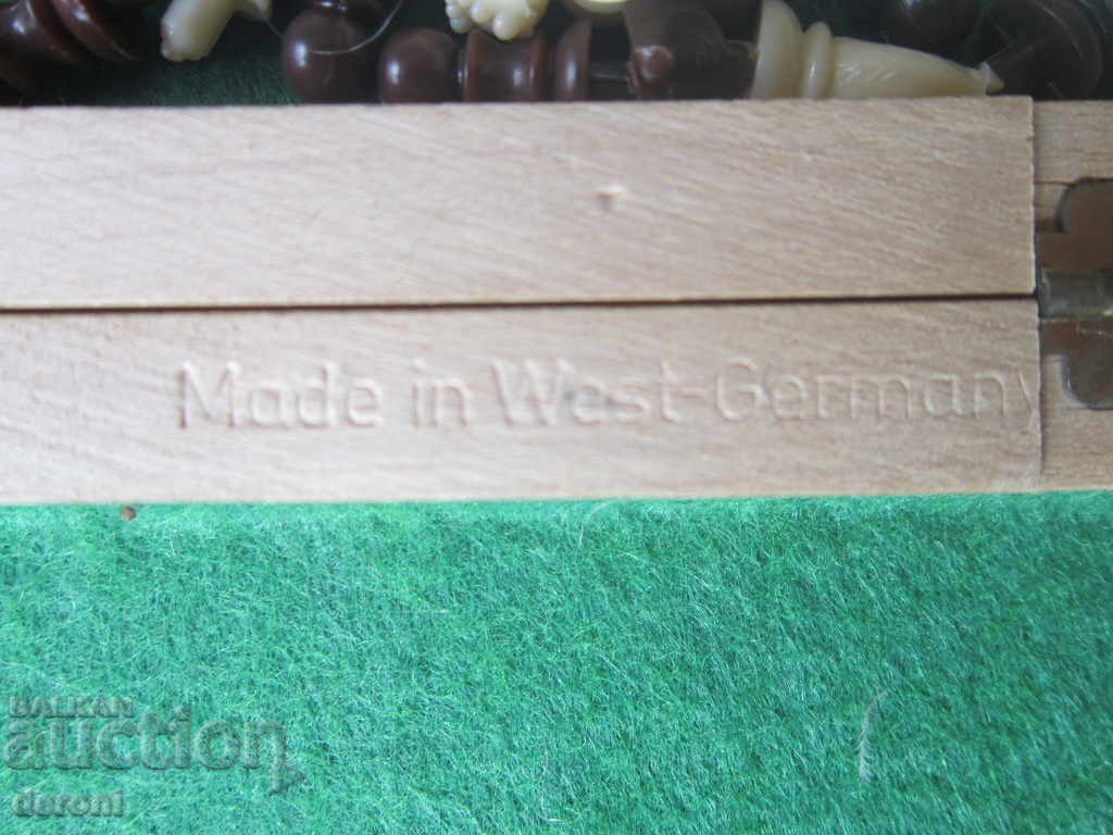 Delivery of Unique German tourist chess