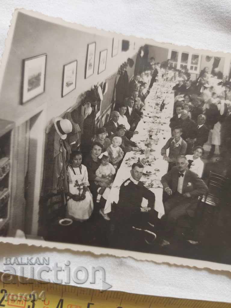 Delivery of BANQUET - TABLE - COLLECTION - WWII Delivery of BANQUET - TABLE - COLLECTION - WWII