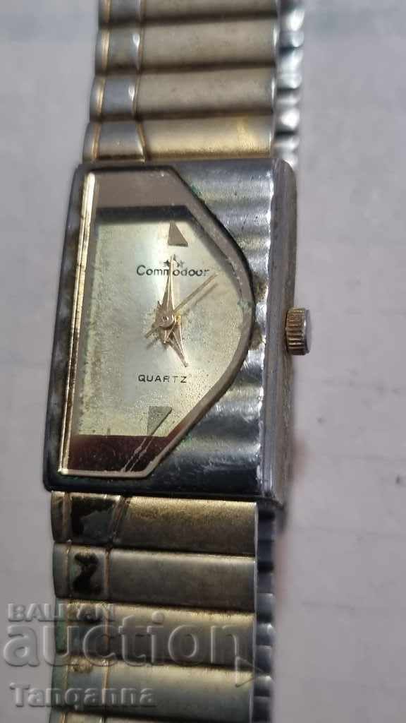 Дамски часовник с цена 12.00 лв. | € 6.14 Дамски часовник с цена 12.00 лв. | € 6.14