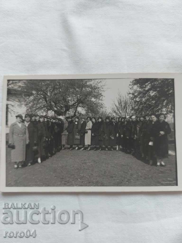P - IMAGES - WOMEN'S CLUB - WWII