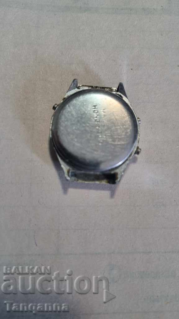 Стар часовник с цена 12.00 лв. | € 6.14 Стар часовник с цена 12.00 лв. | € 6.14