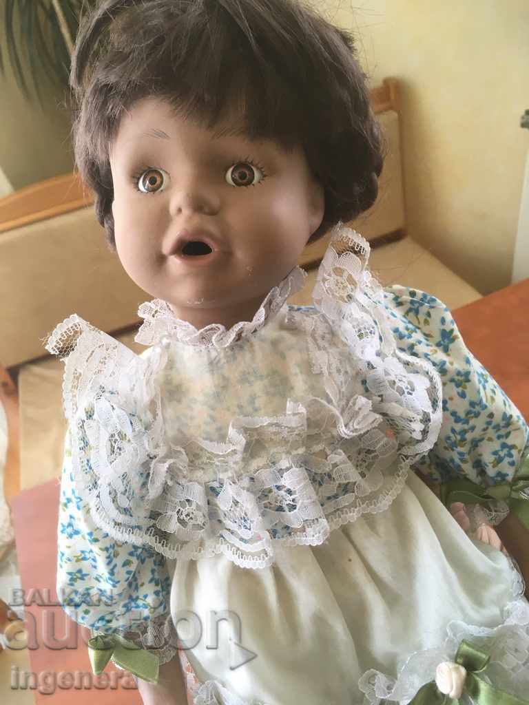 DOLL TOY PORCELAIN HEAD AND LIMBS GLASS EYES with price 45.00 BGN | € 23.01 DOLL TOY PORCELAIN HEAD AND LIMBS GLASS EYES with price 45.00 BGN | € 23.01
