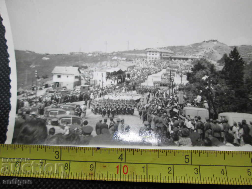 RARE PHOTO MILITARY PARADE-KING SIMEON with price 10.00 BGN | € 5.11 RARE PHOTO MILITARY PARADE-KING SIMEON with price 10.00 BGN | € 5.11