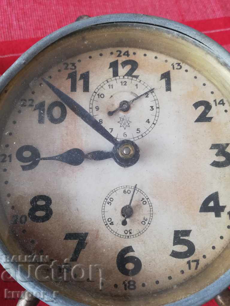 Παλιό ξυπνητήρι JUNGHANS με τιμή € 15.34 | 30.00 BGN
