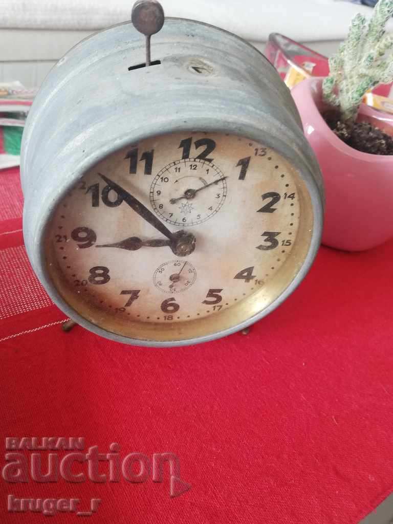 Стар будилник JUNGHANS - 7