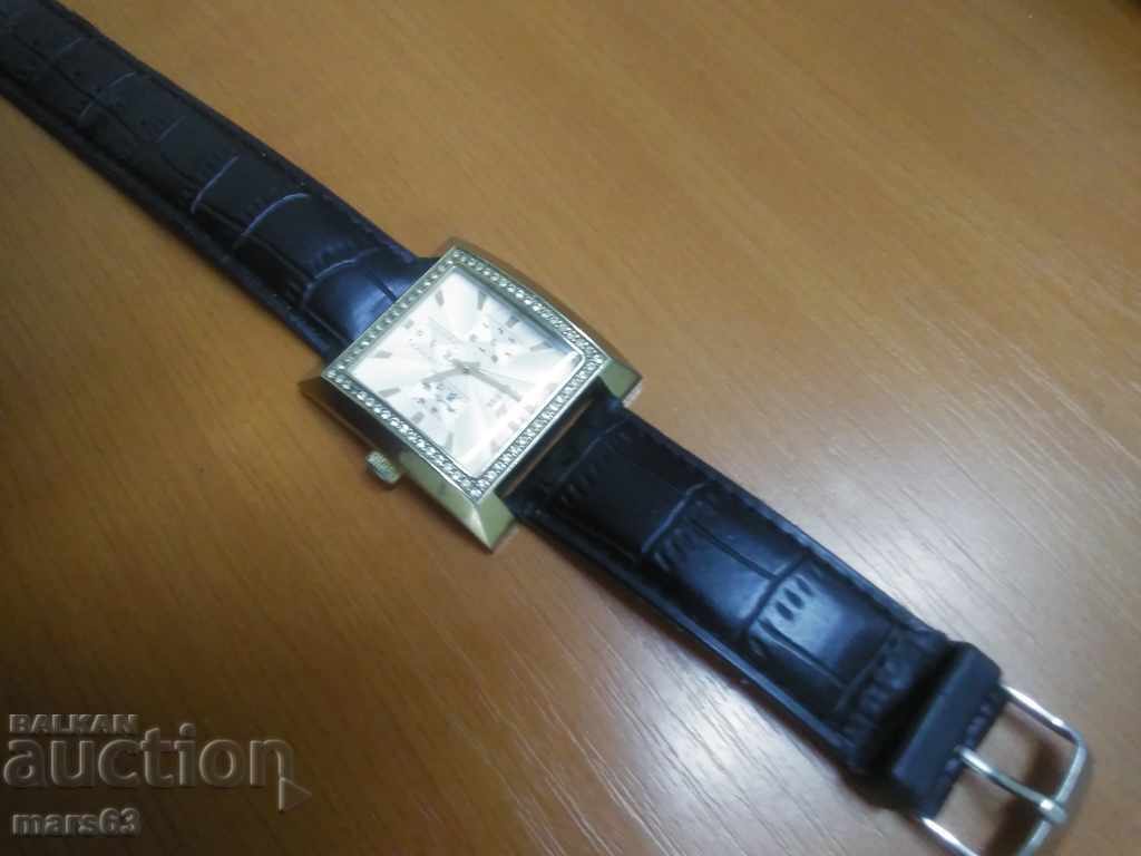 Delivery of men's watch GUESS Delivery of men's watch GUESS