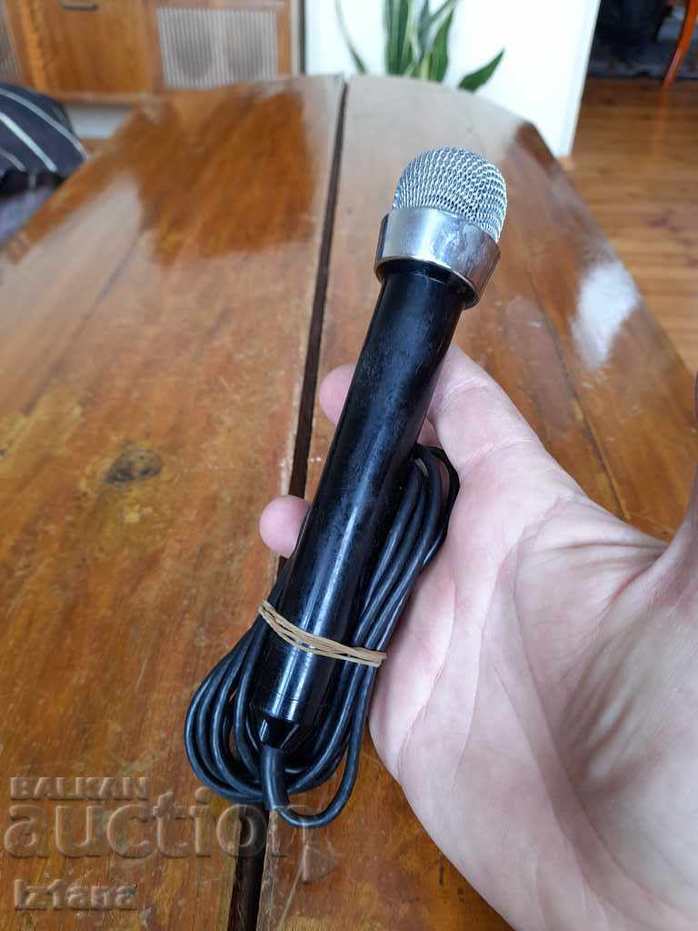 Old microphone with price 15.00 BGN | € 7.67 Old microphone with price 15.00 BGN | € 7.67