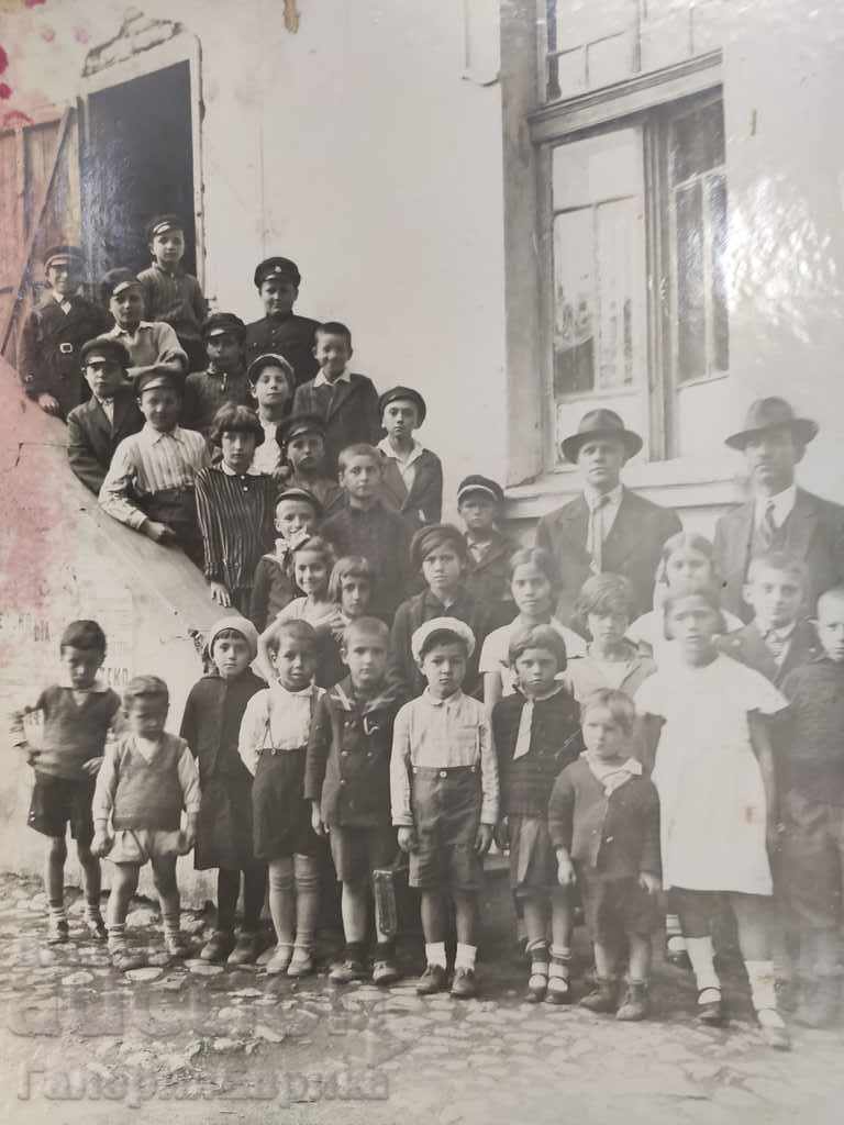 Delivery of old photo