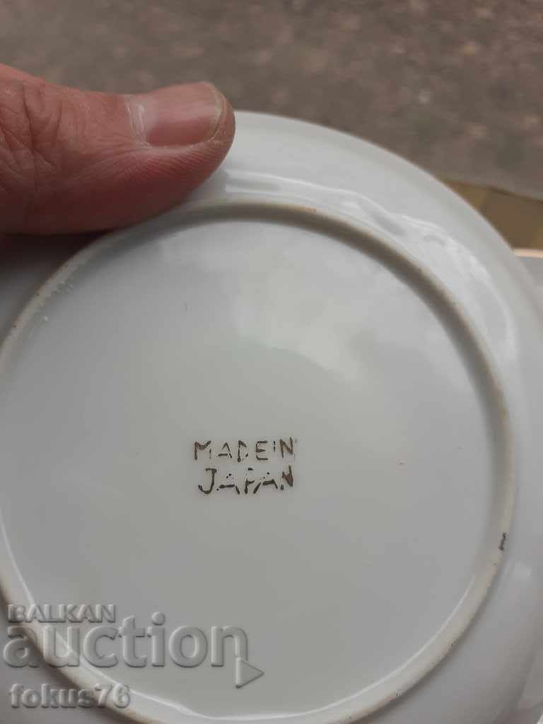 Licitație Set de portelan japonez pentru dragoni de cafea - holograma GEISHA Licitație Set de portelan japonez pentru dragoni de cafea - holograma GEISHA