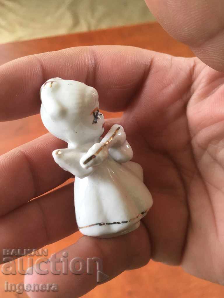 Auction PORCELAIN FIGURE STATUTE GOLD FLUTIST Auction PORCELAIN FIGURE STATUTE GOLD FLUTIST