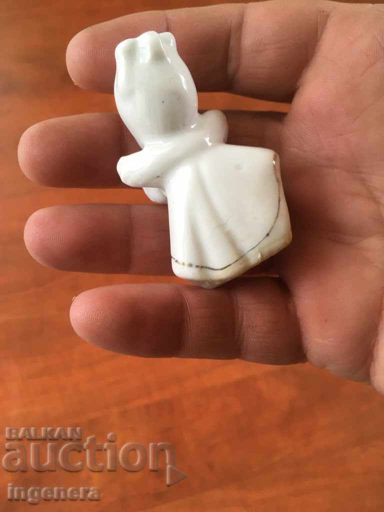 Доставка на ПОРЦЕЛАН ФИГУРА СТАТУЕТКА ПОЗЛАТА КИТАРИСТКАТА Доставка на ПОРЦЕЛАН ФИГУРА СТАТУЕТКА ПОЗЛАТА КИТАРИСТКАТА