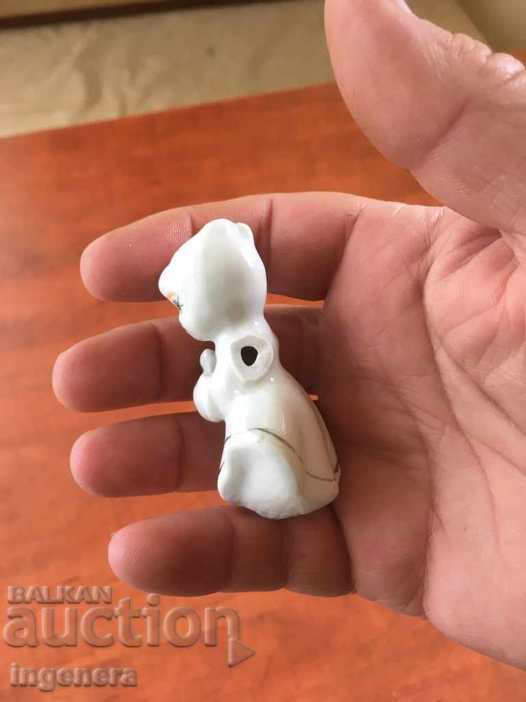 Delivery of PORCELAIN FIGURE STATUTE GOLDEN ARPHIST Delivery of PORCELAIN FIGURE STATUTE GOLDEN ARPHIST