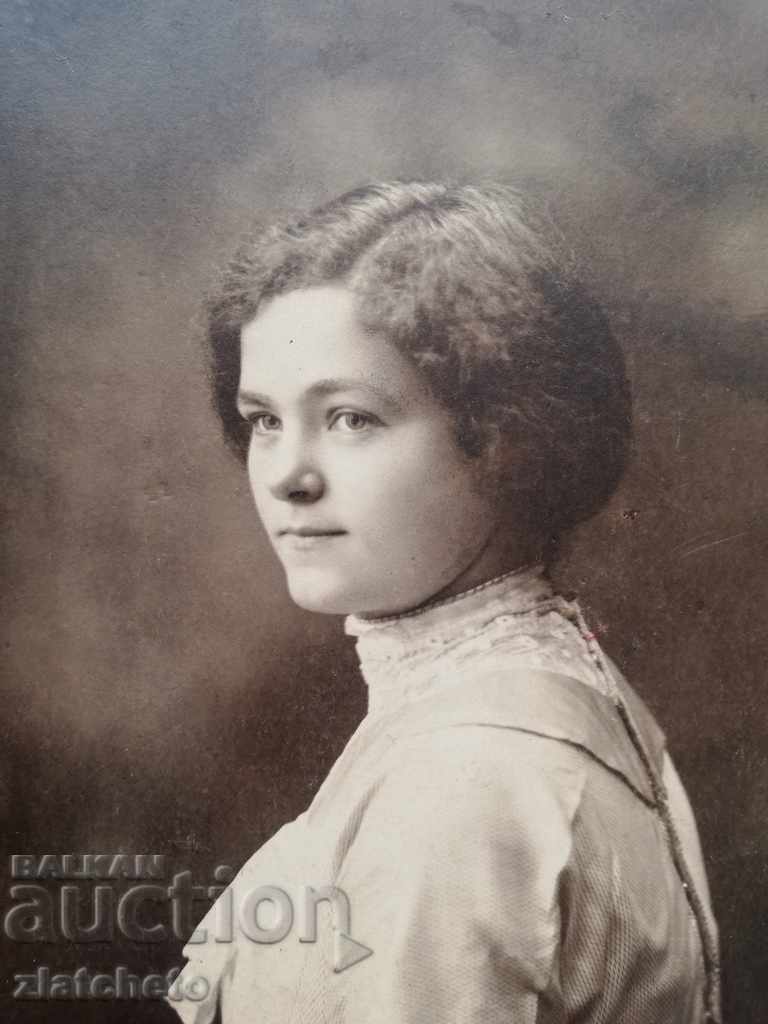Auction  2 old photos - Elisaveta Krantova