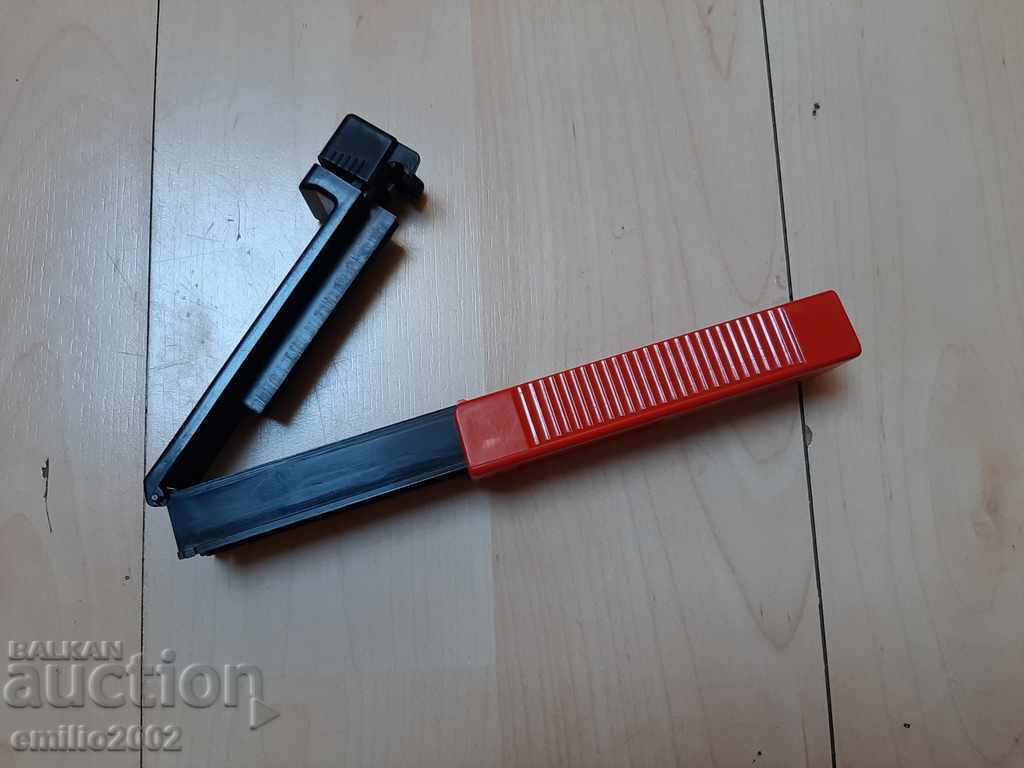 Delivery of Original cigarette machine Made in West Germany Delivery of Original cigarette machine Made in West Germany