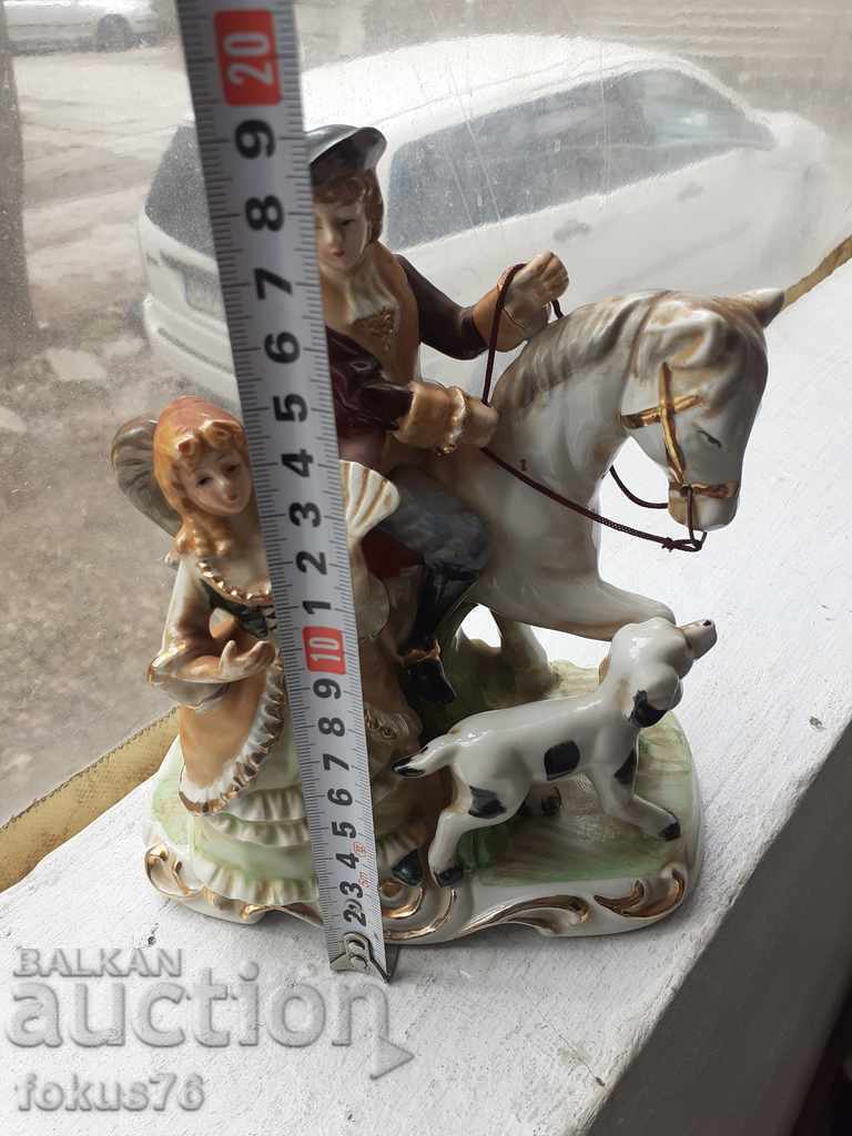 Porcelain figurine figure composition - porcelain - dog - 7 Porcelain figurine figure composition - porcelain - dog - 7