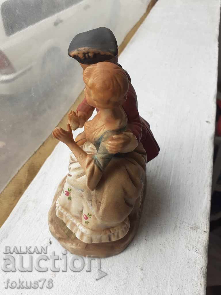 Auction Porcelain figurine figure composition marking Leonardo Auction Porcelain figurine figure composition marking Leonardo