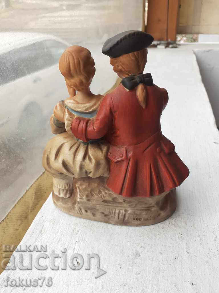 Delivery of Porcelain figurine figure composition marking Leonardo Delivery of Porcelain figurine figure composition marking Leonardo