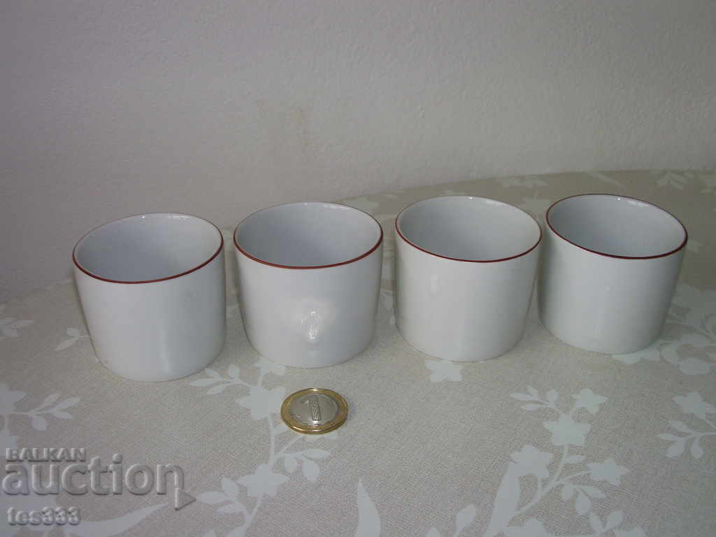 4 порцеланови чашки Разград
