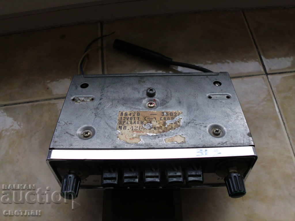 RETRO AUTO RADIO with price 40.00 BGN | € 20.45 RETRO AUTO RADIO with price 40.00 BGN | € 20.45