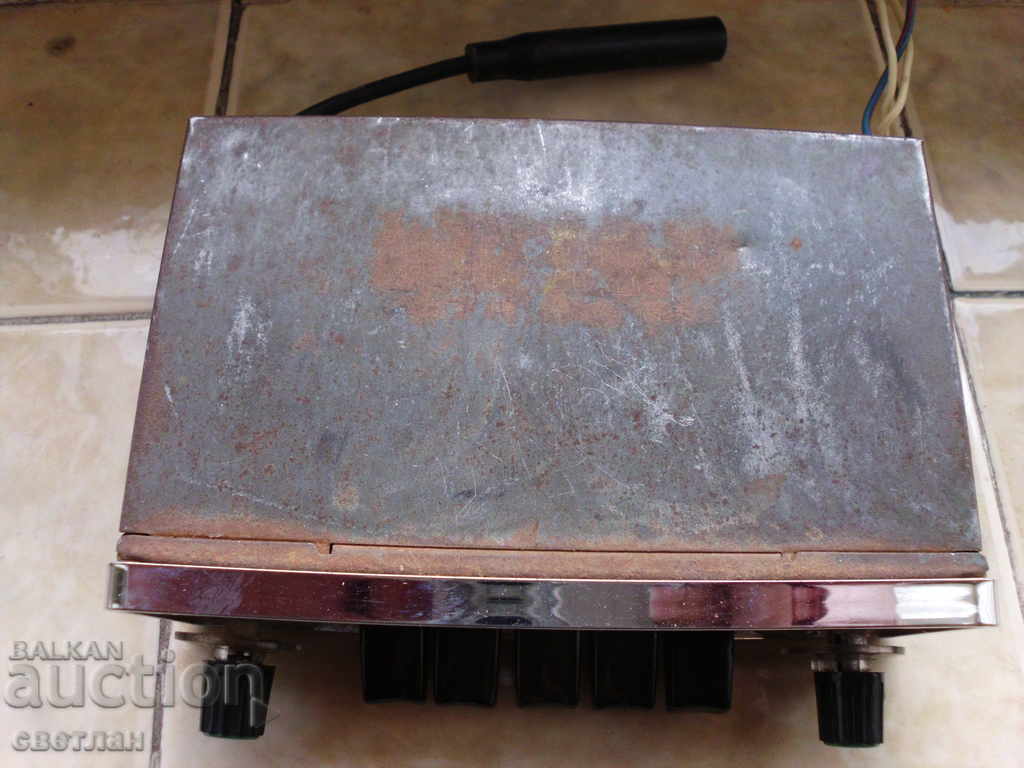 Delivery of RETRO AUTO RADIO Delivery of RETRO AUTO RADIO