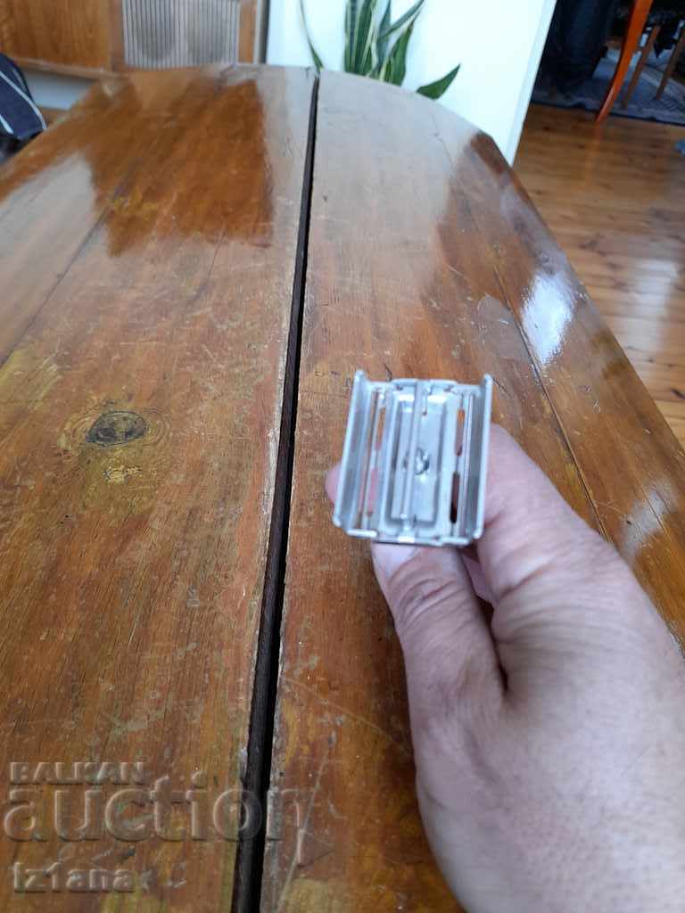 Old razor Gillette - 5