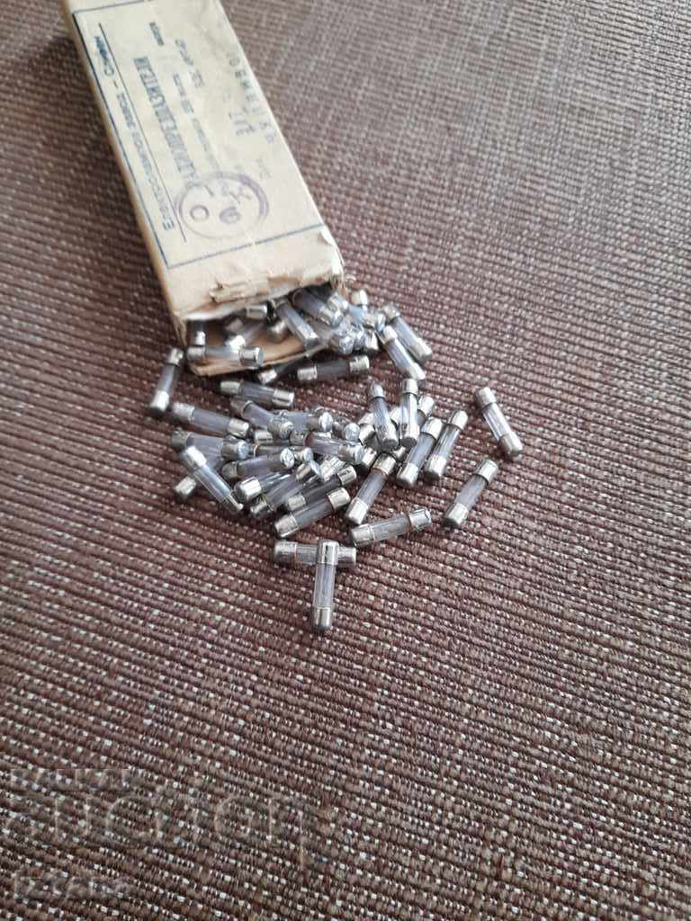 Delivery of Old Radio Fuses, Radio Fuses Delivery of Old Radio Fuses, Radio Fuses