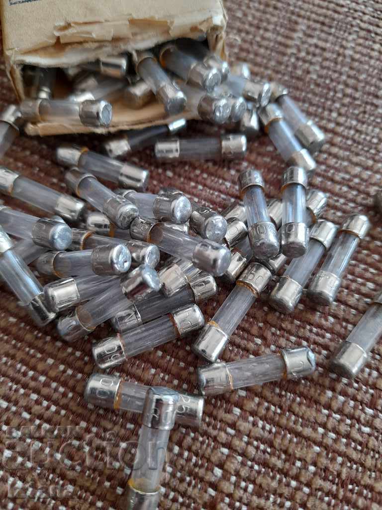 Old Radio Fuses, Radio Fuses - 5 Old Radio Fuses, Radio Fuses - 5