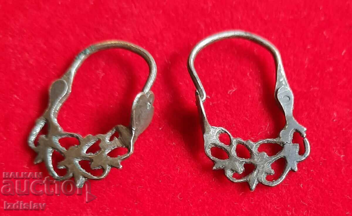 A pair of antique renaissance silver earrings - 5