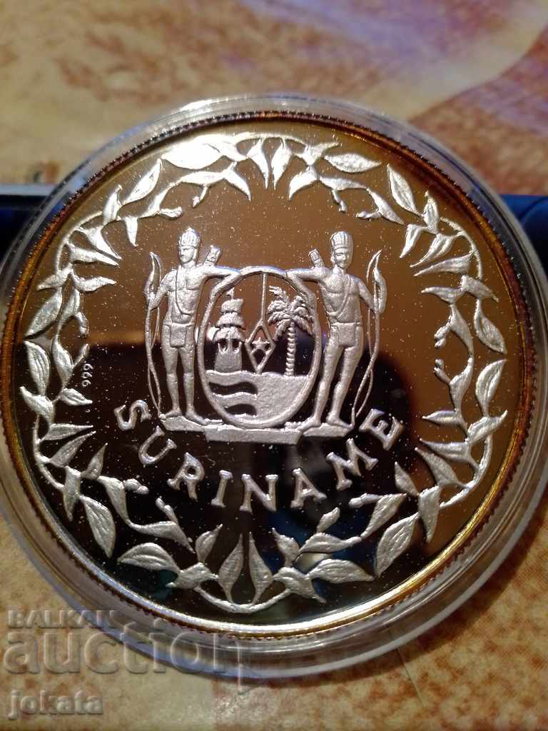 100 гилдерс Суринам сребро с цена 70.00 лв. | € 35.79 100 гилдерс Суринам сребро с цена 70.00 лв. | € 35.79