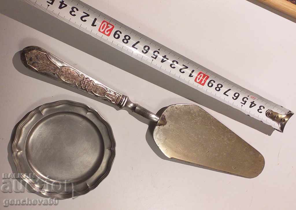 Χαραγμένη σπάτουλα σερβιρίσματος με πιατάκι - 5 Χαραγμένη σπάτουλα σερβιρίσματος με πιατάκι - 5