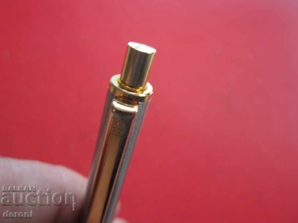 Delivery of Unique gold-plated pen Senator pen in a box