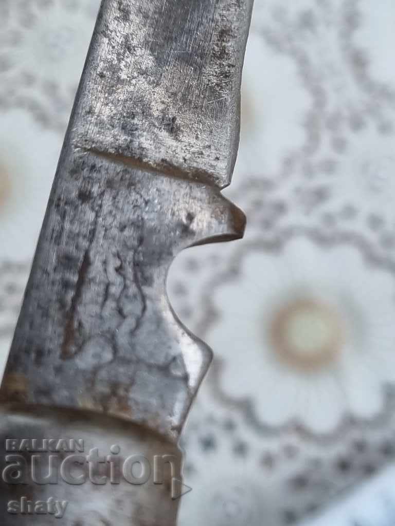 Auction Old marked BG knife Auction Old marked BG knife