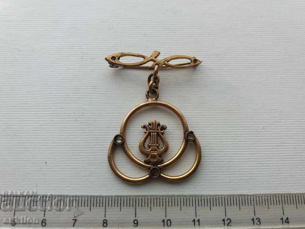 HORP - BROOCH, GOLDEN with price 12.99 BGN | € 6.64 HORP - BROOCH, GOLDEN with price 12.99 BGN | € 6.64