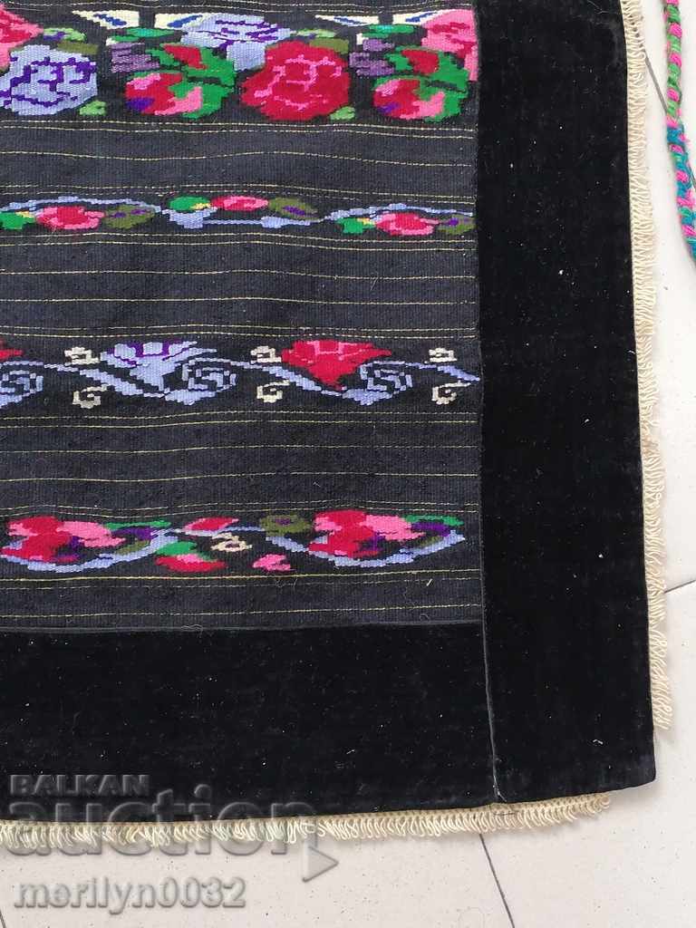Auction Old woven, embroidered and embroidered apron, costume, sukman Auction Old woven, embroidered and embroidered apron, costume, sukman