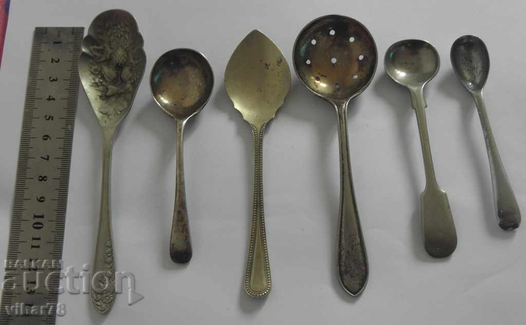 Παρτίδα ασημένια κουτάλια με τιμή 55.99 BGN | € 28.63 Παρτίδα ασημένια κουτάλια με τιμή 55.99 BGN | € 28.63