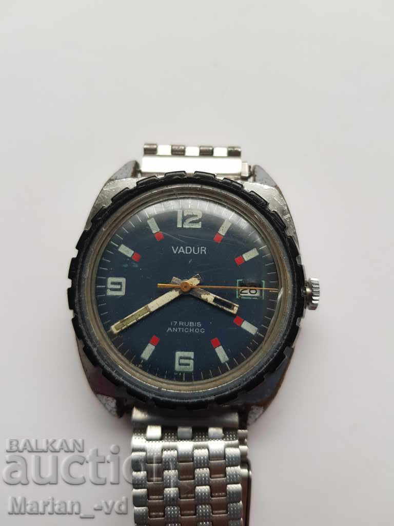 Men's mechanical watch Vadur with price 100.00 BGN | € 51.13