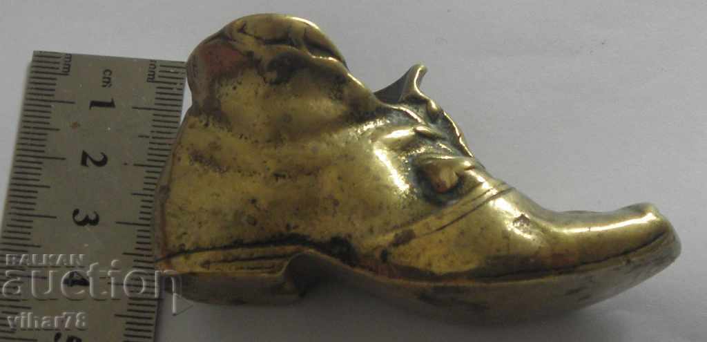 ΠΟΛΥ ΕΝΔΙΑΦΕΡΟΝ ΣΤΑΧΤΟΔΟΧΕΙΟ - 5