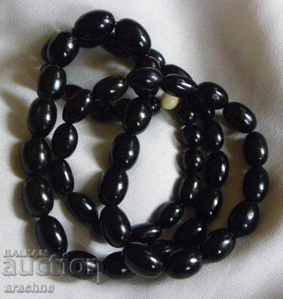 Necklace made of Kaffir buffalo horn