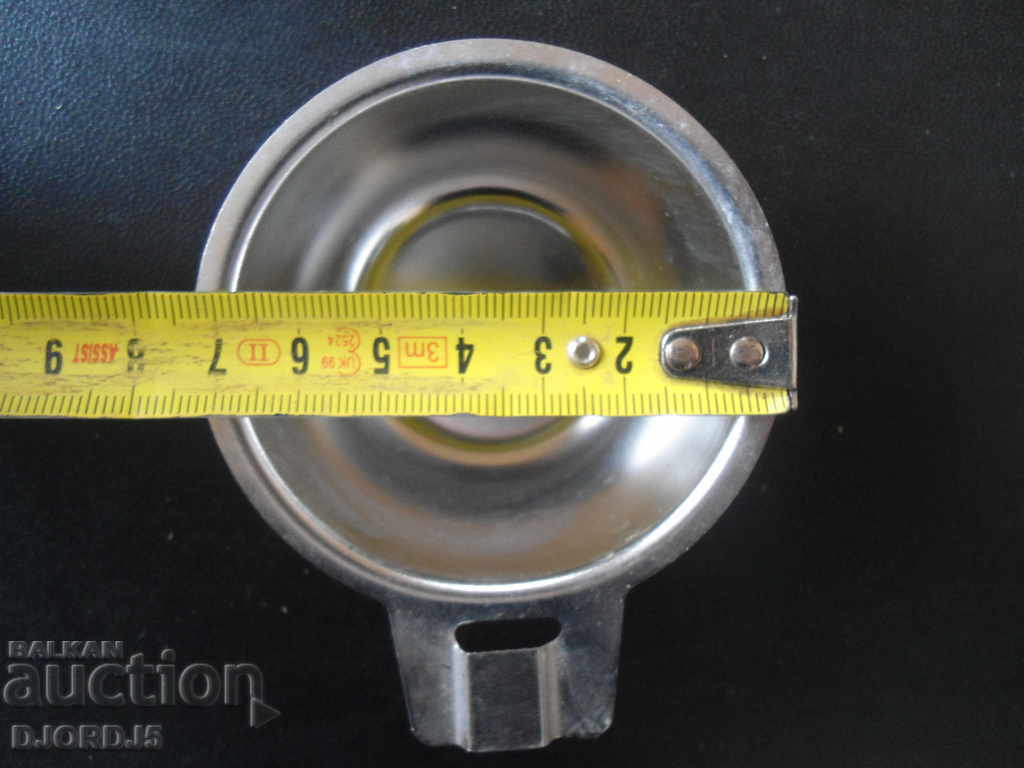 Old metal containers - 5 Old metal containers - 5