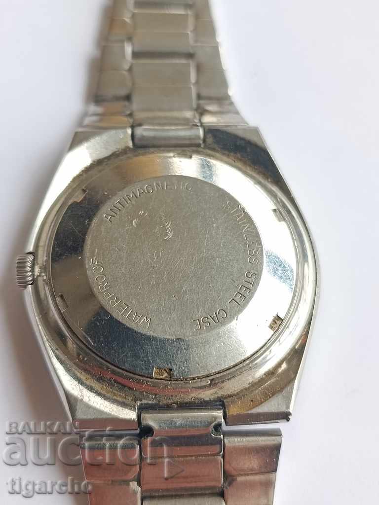 Descartes Clock with price 68.00 BGN | € 34.77 Descartes Clock with price 68.00 BGN | € 34.77