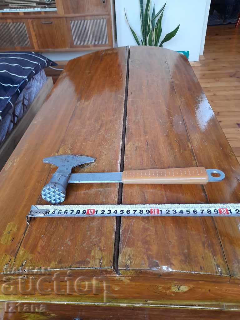 Old hammer for meat, hammer, chopper with price 30.00 BGN | € 15.34 Old hammer for meat, hammer, chopper with price 30.00 BGN | € 15.34