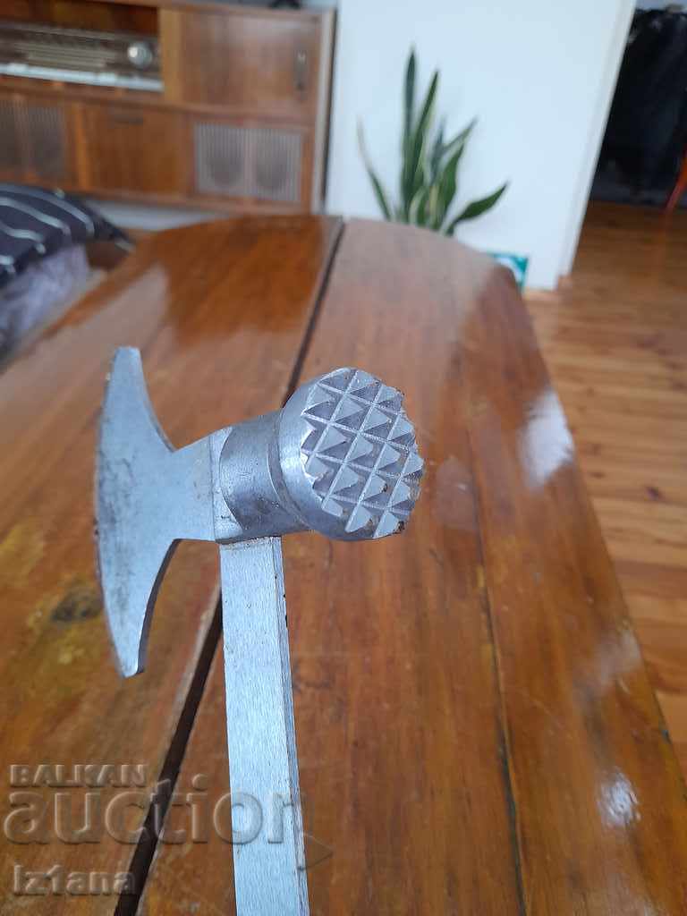 Delivery of Old hammer for meat, hammer, chopper Delivery of Old hammer for meat, hammer, chopper