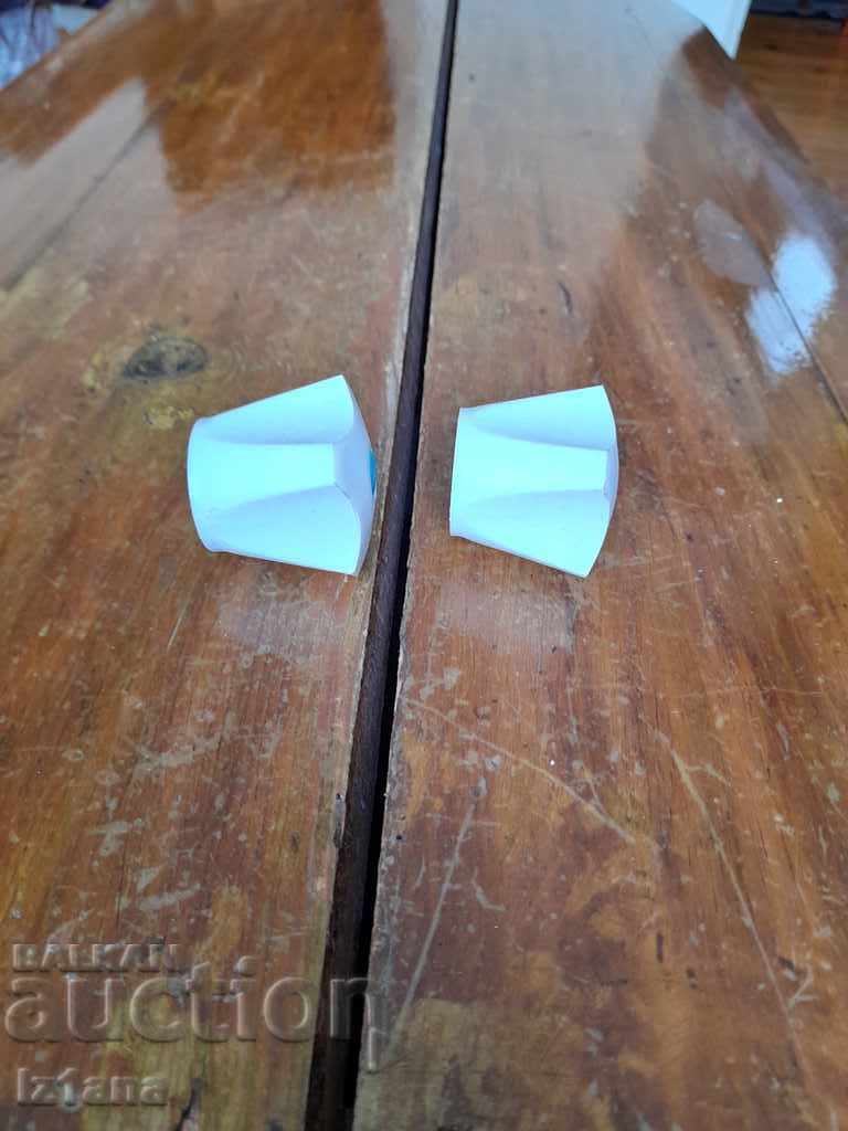 Old screw, tap screws, faucet, faucet with price 12.00 BGN | € 6.14 Old screw, tap screws, faucet, faucet with price 12.00 BGN | € 6.14