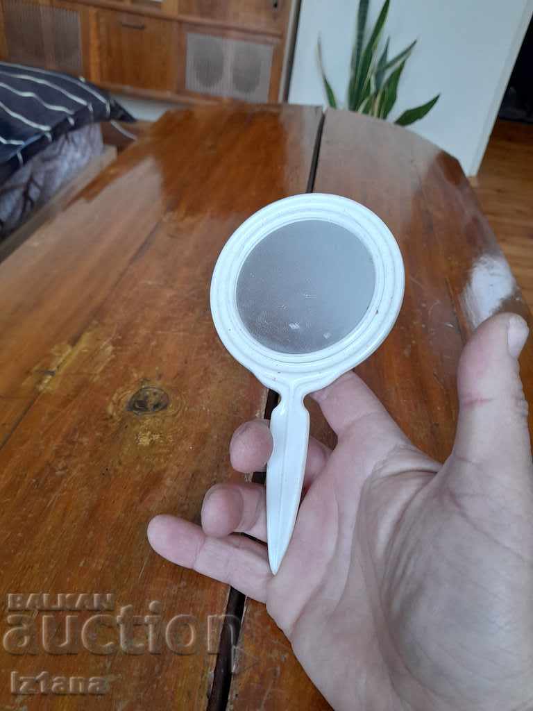 An old mirror, a mirror with price 12.00 BGN | € 6.14 An old mirror, a mirror with price 12.00 BGN | € 6.14