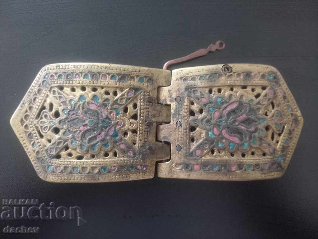 Many Old Great Revival Enamel Buckles Buckle Costume