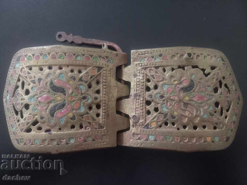 Many Old Great Revival Enamel Buckles Buckle Costume