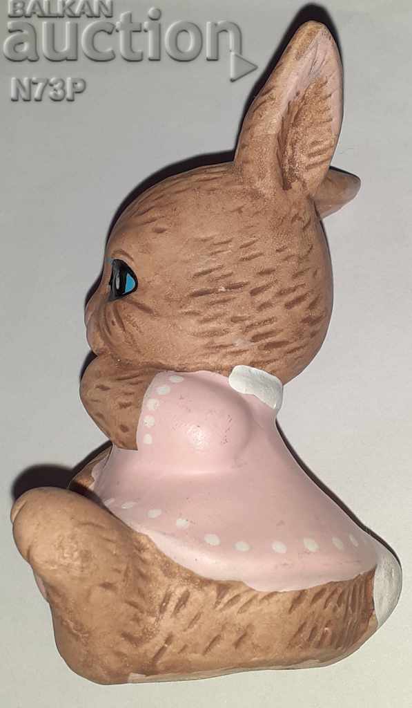 Delivery of FIGURE. BUNNY. CERAMICS. HAND PAINTED. Delivery of FIGURE. BUNNY. CERAMICS. HAND PAINTED.