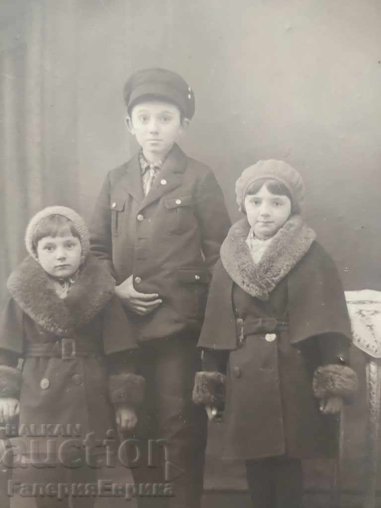 Auction old photo Auction old photo