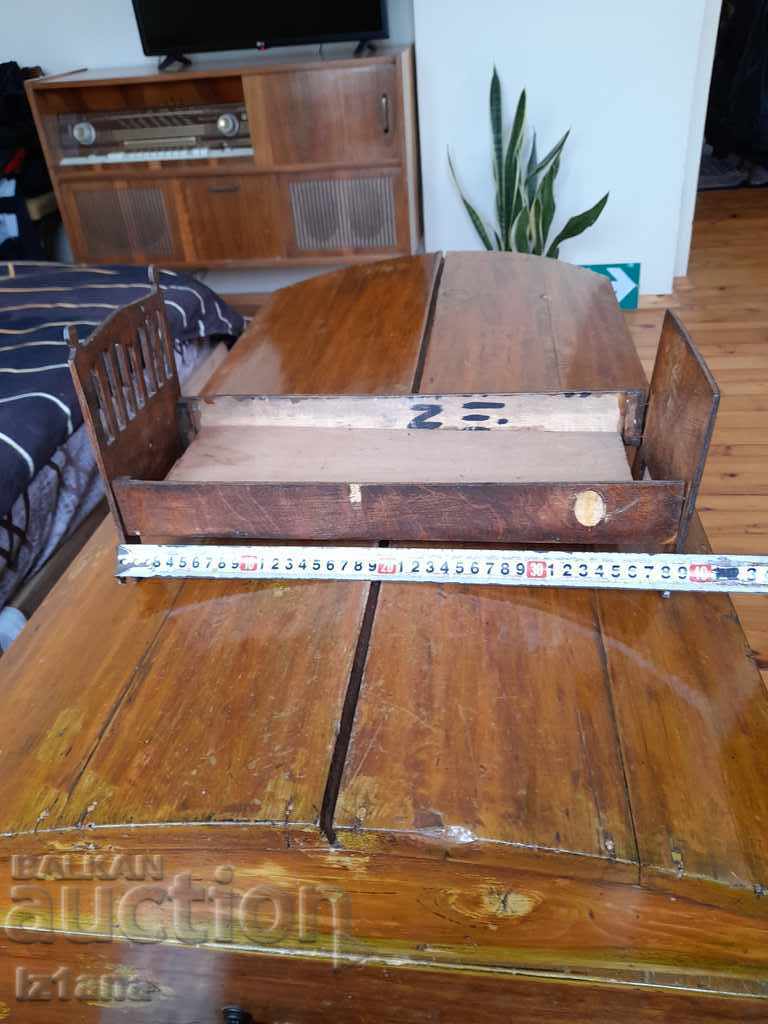 Auction Old doll crib Auction Old doll crib