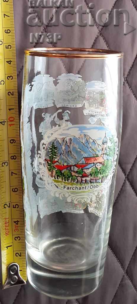 Delivery of GLASS. GLASSES. COLLECTION. BEER. MADE IN GERMANY. Delivery of GLASS. GLASSES. COLLECTION. BEER. MADE IN GERMANY.